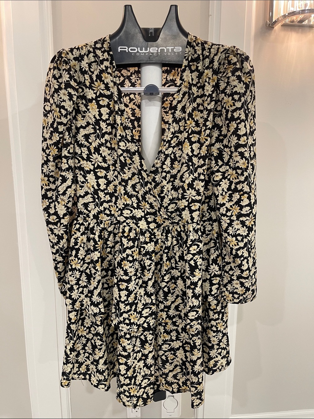 Floral Black & Cream Long Sleeve Mini Dress